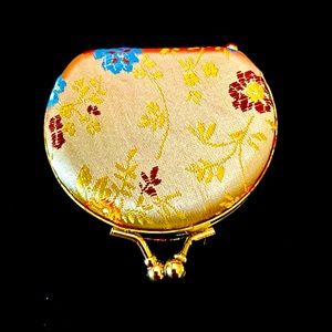 (#47) Beautiful Satin Brocade Jewelry Box with Mirror Great for Travel (Gold)